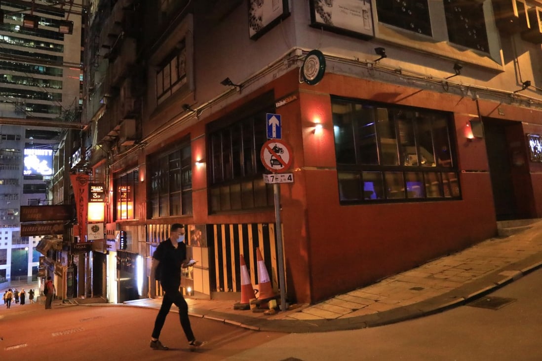 Bars and clubs must remain closed in Hong Kong. Photo: May Tse
