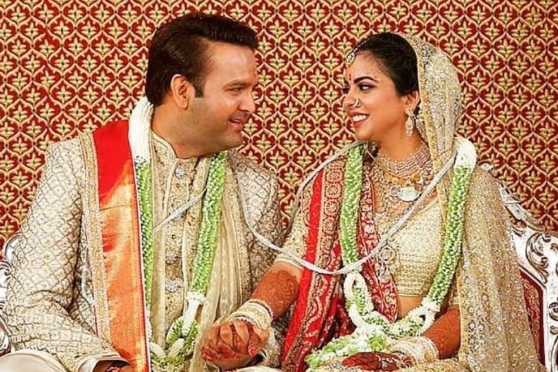 Did Isha Ambani And Anand Piramal S Wedding Featuring A Private Beyonce Concert And Attended By Priyanka Chopra And Shah Rukh Khan Really Cost Us 100 Million South China Morning Post He came into limelight after he got married to mukesh ambani's daughter isha ambani. did isha ambani and anand piramal s