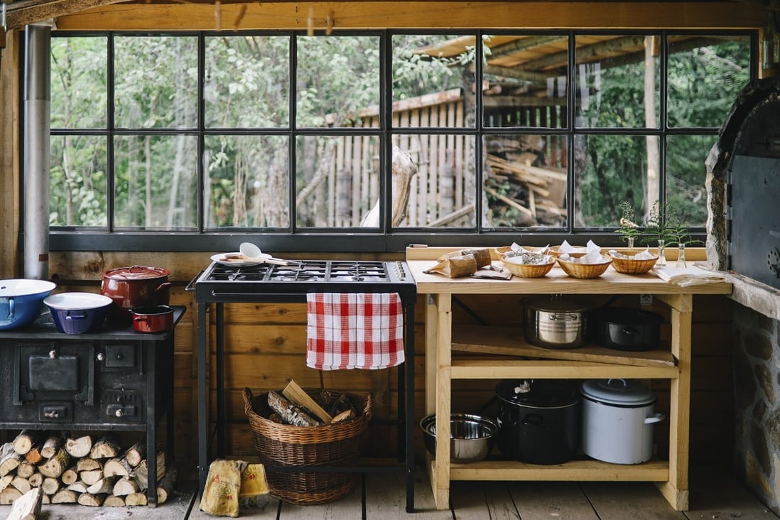 Pie, flowers, pottery, knitting: why Taylor Swift loves cottagecore and how it's taking over social media during Covid-19 | South China Morning Post