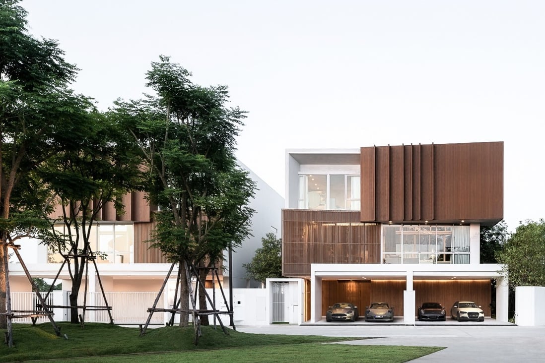 Time To Invest In Thailand Real Estate Bangkok Luxury Property Discounts See Asian Buyers Picking Up Units By Ritz Carlton Hyde Heritage Aman Group Should You Buy Now In The City