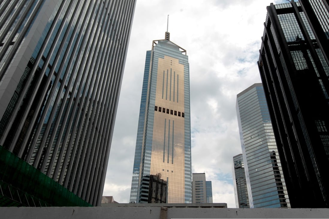 The amount of office space lying empty reached the highest level in 21 years in September, according to property services company CBRE. Photo: K Y Cheng
