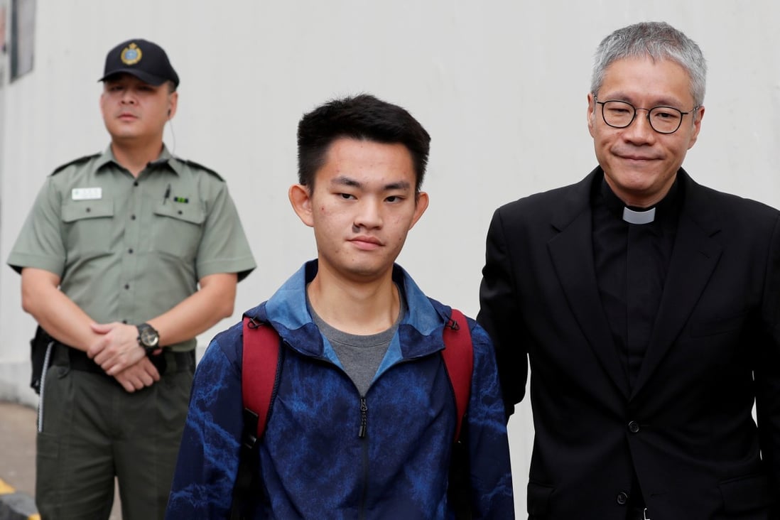 Chan Tong-kai, a Hong Kong resident accused of murdering his girlfriend in Taiwan, leaves Pik Uk Prison on October 23, 2019. Photo: Reuters