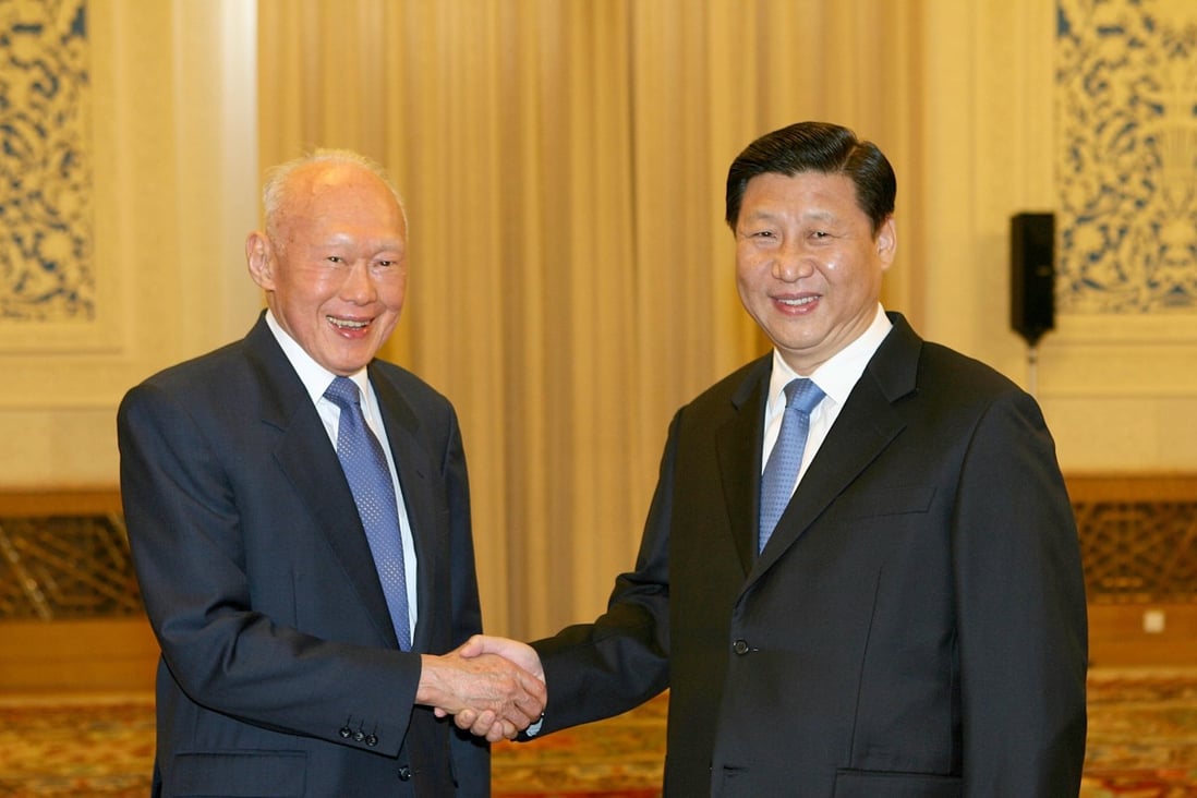 Xi Jinping, right, with Singapore’s former prime minister, Lee Kuan Yew, at the Great Hall of the People in Beijing in 2007. Photo: Xinhua