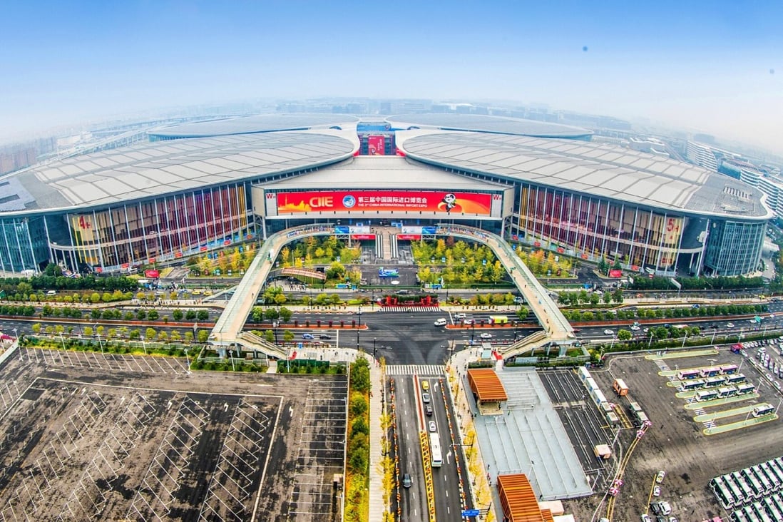 Before the event, the Shanghai government said that 400,000 people had registered, although it did not provide a breakdown of foreign visitors. In 2019, more than 500,000 people registered for the trade fair with 6,000 from overseas. Photo: Xinhua