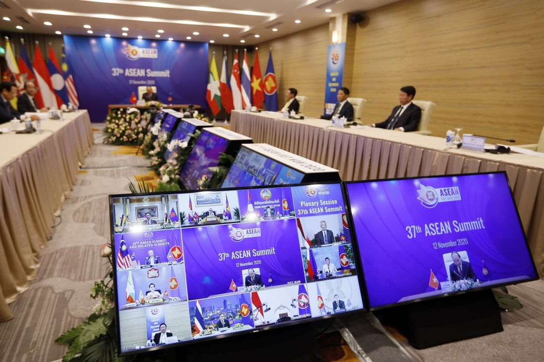 A screen shows Vietnam’s Prime Minister Nguyen Xuan Phuc addressing the 37th Asean summit in Hanoi. Photo: EPA