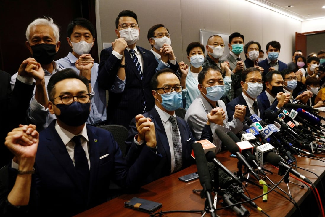 Pan-democratic legislators announced their resignation from the Legislative Council on November 11. Photo: Reuters