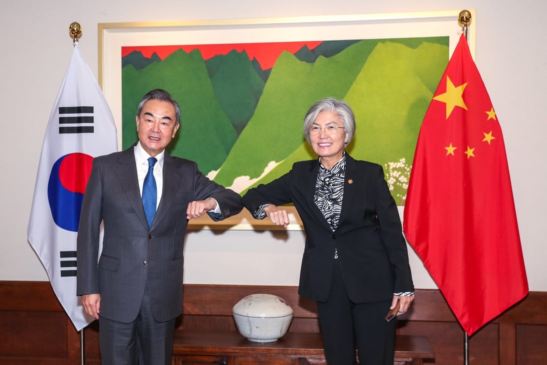 Chinese Foreign Minister Wang Yi meets South Korean counterpart Kang Kyung-wha this week – but holding trilateral talks involving their countries and Japan has been problematic. Photo: Xinhua