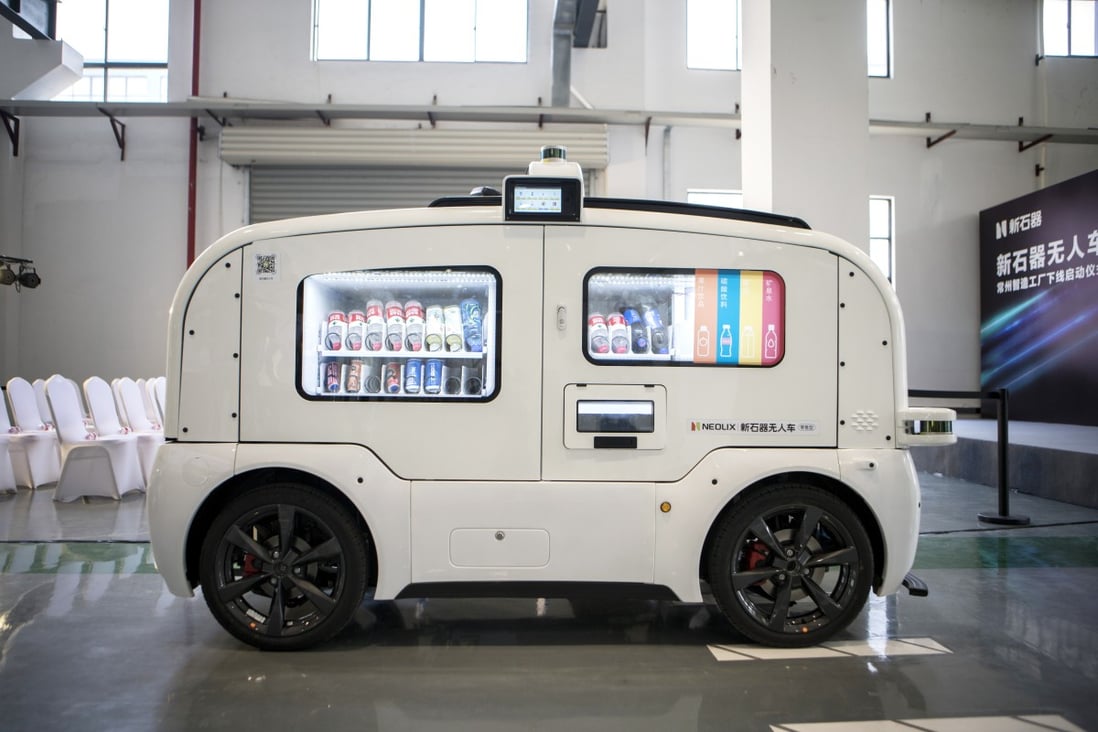 Beijing-based Neolix is providing Longlingshan Ecological Park with its self-driving vending machines, which will offer water and snacks to visitors. It is just one of multiple autonomous vehicles the park is getting in a new hi-tech upgrade. Photo: Bloomberg