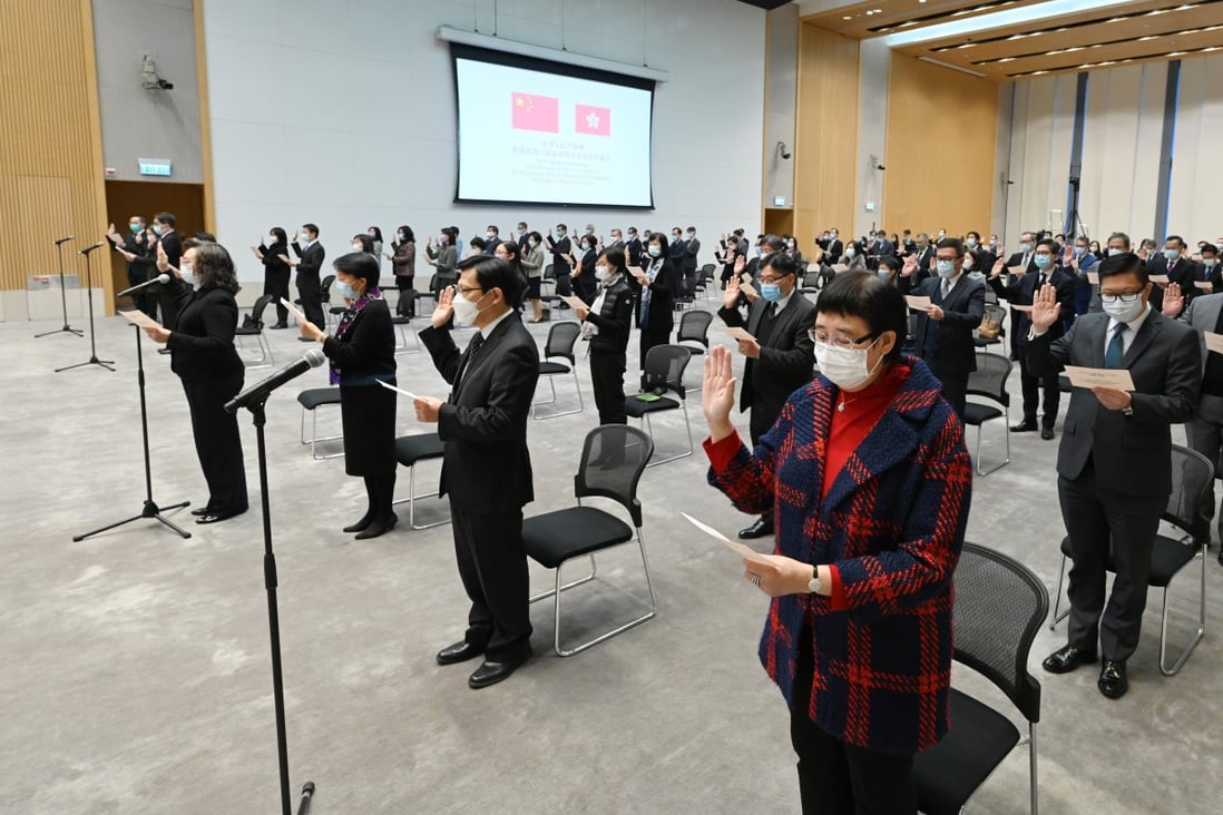 An oath-taking ceremony for civil servants at the Central Government Offices. Photo: handout