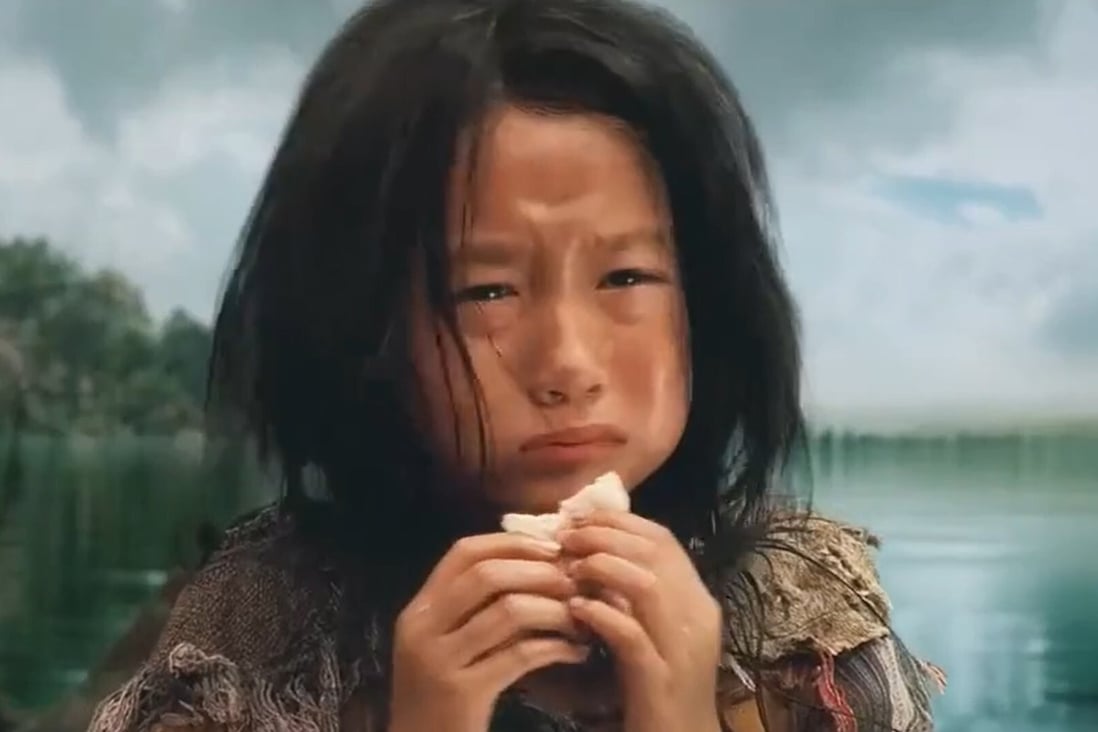 Guan Xiaotong played a child who grew up to become a rich and beautiful royal consort, played by Cecilia Cheung Pak-chi, in Chen Kaige’s film The Promise.