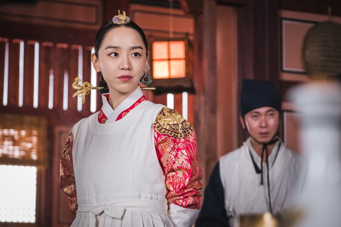 In K Drama Mr Queen Body Swap Comedy Meets Period Drama And Scores Laughs Amid The Royal Palace Scheming South China Morning Post