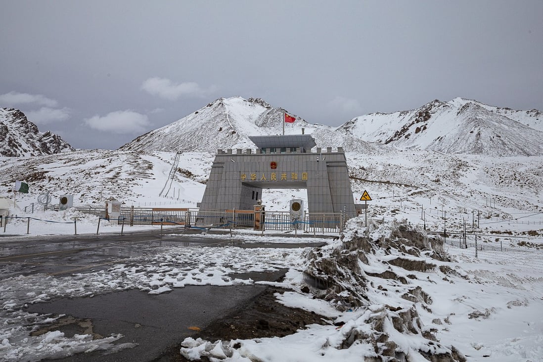The Khunjerab Pass, along the Karakoram Highway, is the only current crossing between China and Pakistan. Photo: Shutterstock