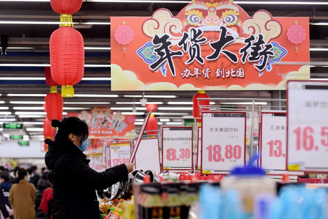 China’s official consumer price index (CPI) fell to minus 0.3 per cent in January from a year earlier, from 0.2 per cent in December, according to data released by the National Bureau of Statistics (NBS). Photo: Xinhua