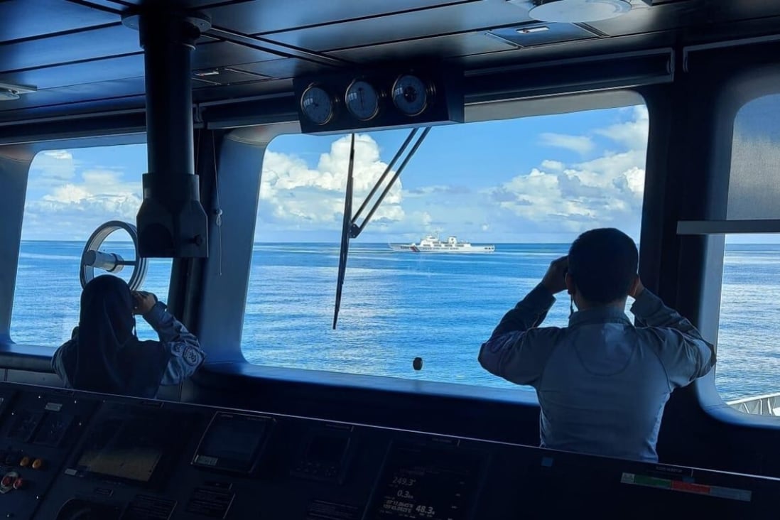 An Indonesian crew spots a Chinese coastguard vessel in the waters around the Natuna Islands. Photo: Indonesian Maritime Security Agency