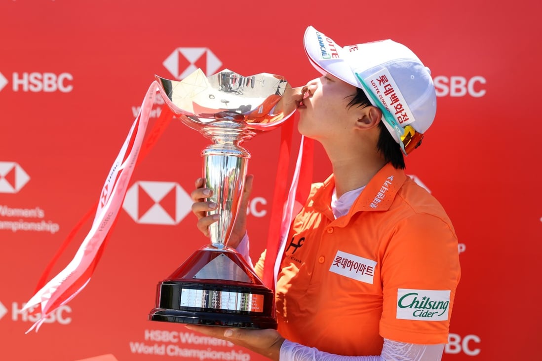 Hyoo Joo Kim with the trophy after winning the HSBC Women’s World Championship. Photo: Getty Images