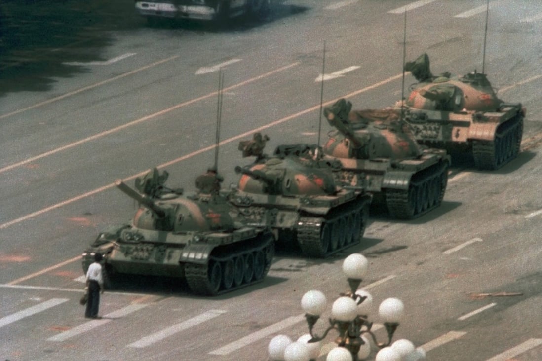 A man stands in front of a line of tanks at Tiananmen Square in Beijing on June 5, 1989. Photo: AP