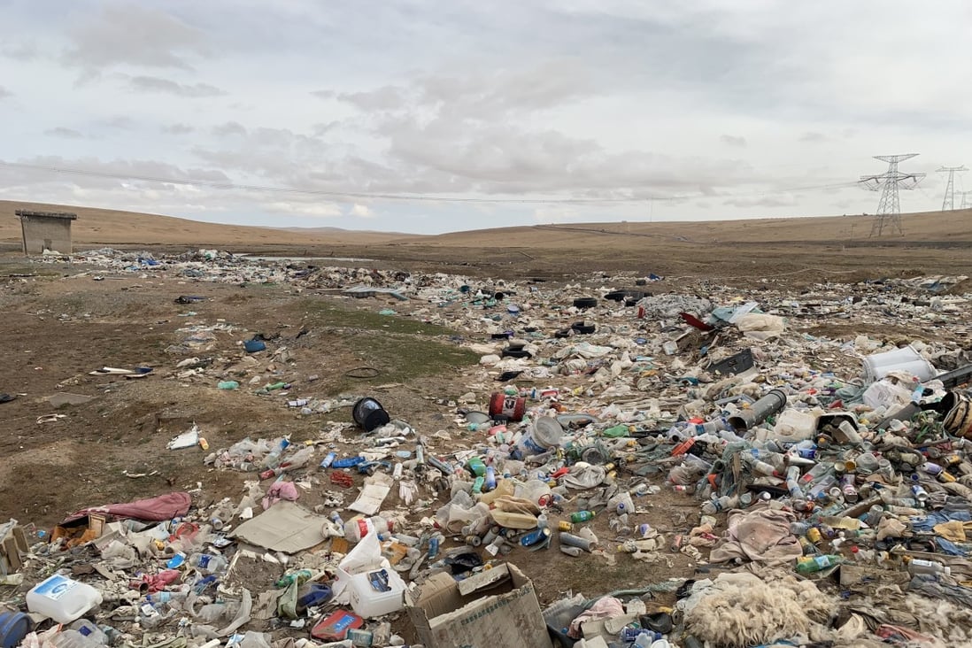 Garbage dumped by tourists, truckers turns China’s ‘roof of world’ into ...