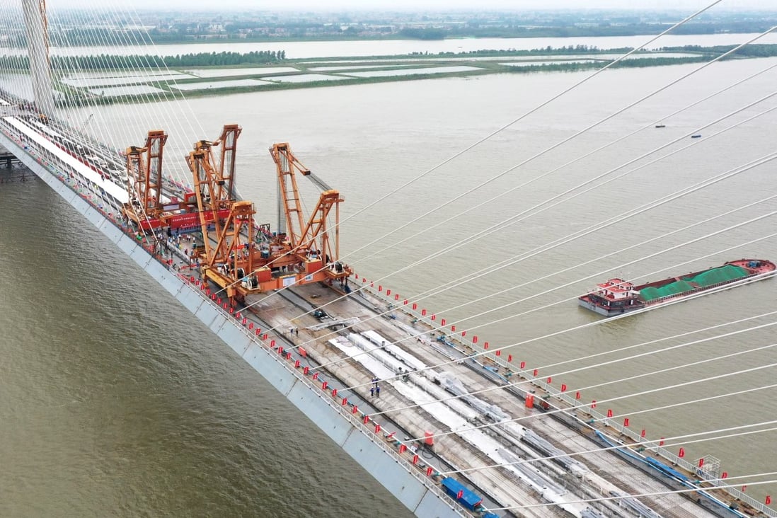 China’s railway investment in the first five months of the year dipped to 203.6 billion yuan (US$31.5 billion) – 8 per cent less than the same period a year earlier. Photo: Xinhua