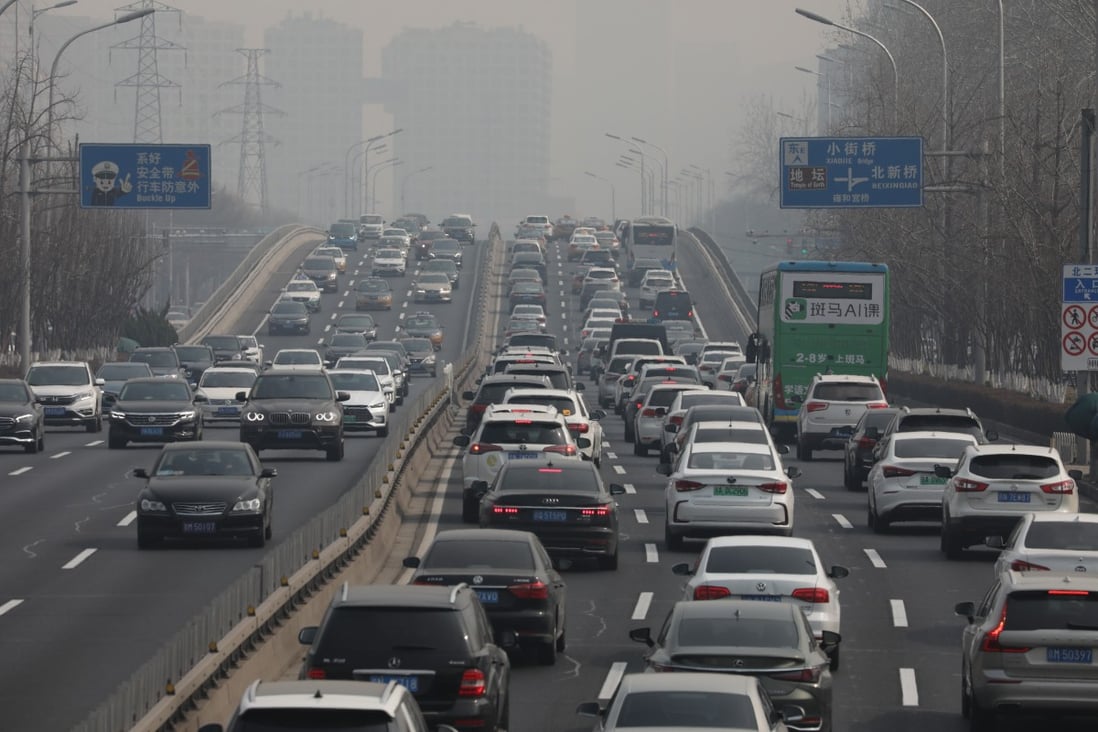 A highway in Beijing. China, the world’s largest emitter of carbon dioxide, accounted for 30.7 per cent of emissions globally last year, according to the BP Statistical Review of World Energy. Photo: Simon Song