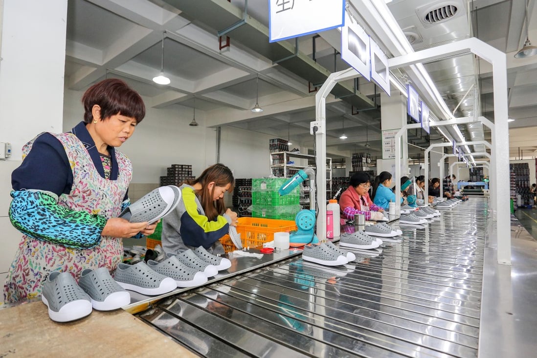 China’s key manufacturing gauge has fallen since April and a slide into contractionary territory could spur a rise in risk-off sentiment and hurt Asian currencies. Photo: Getty Images