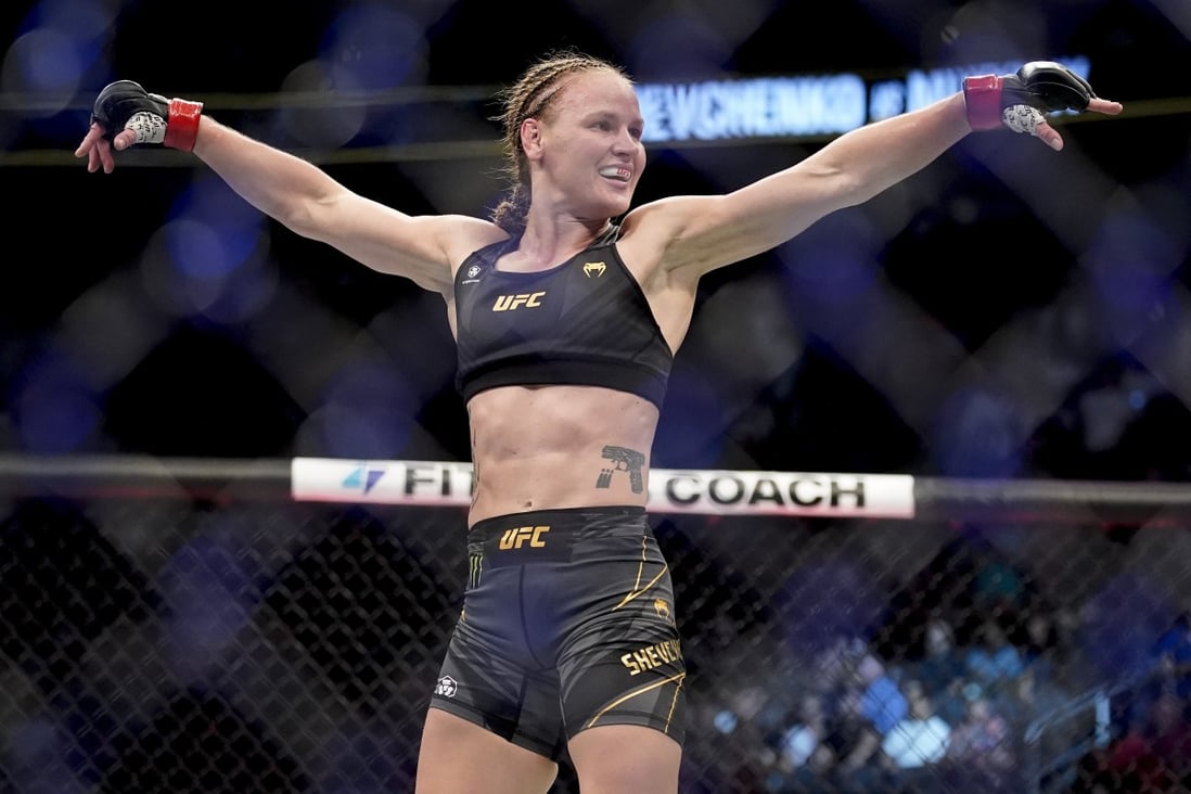 UFC 266: Valentina Shevchenko finishes Lauren Murphy with fourth-round  flurry to retain flyweight title | South China Morning Post