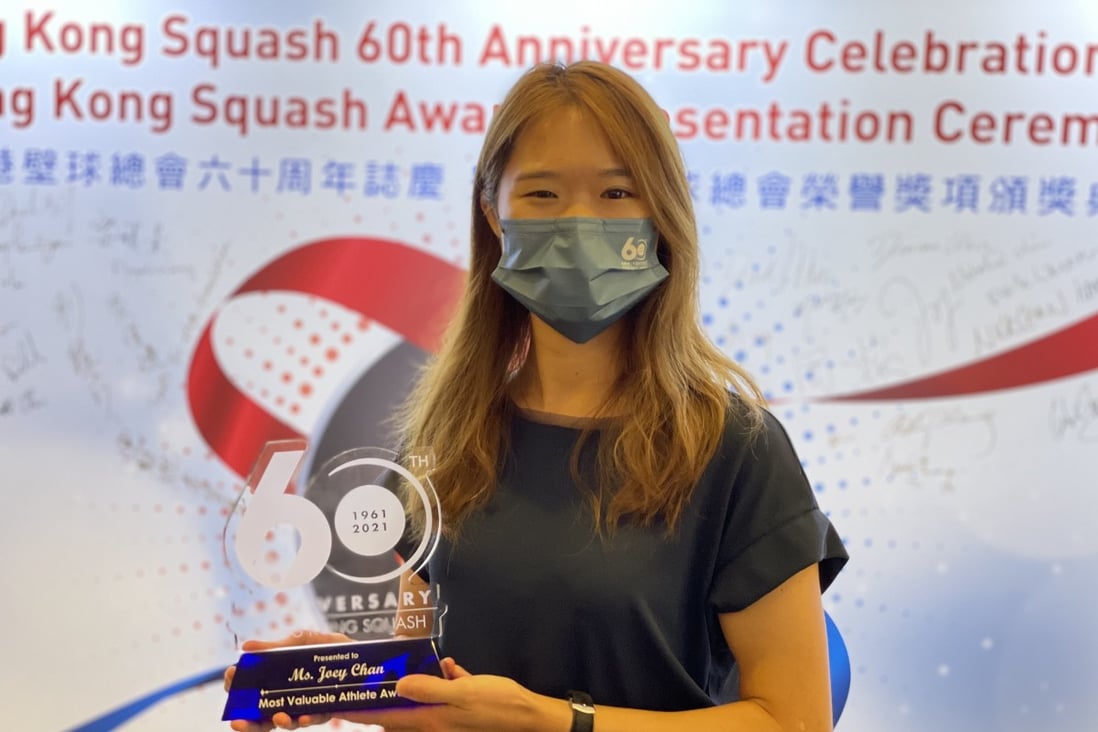 Joey Chan receives her Most Valuable Player award at Hong Kong Squash 60th anniversary celebration. Photo: Chan Kin-wa