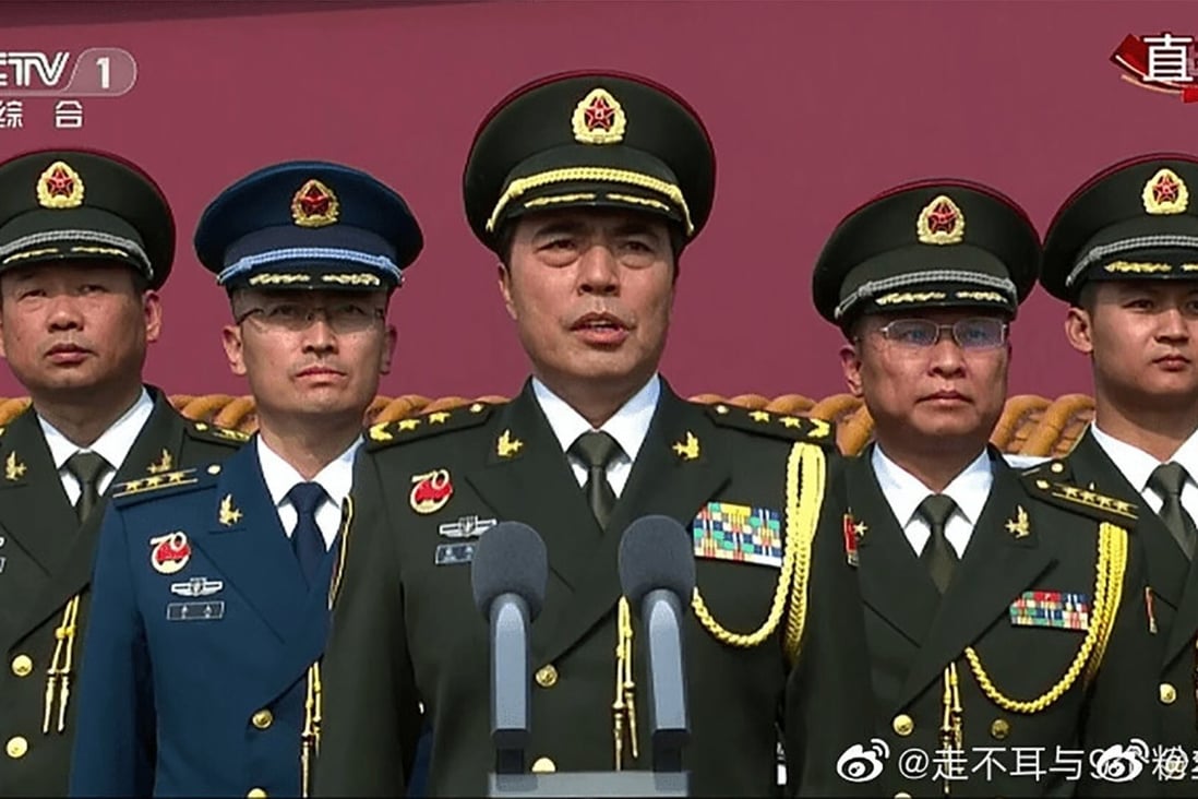 General Zhang Xudong, centre, had been suffering from cancer. Photo: Weibo