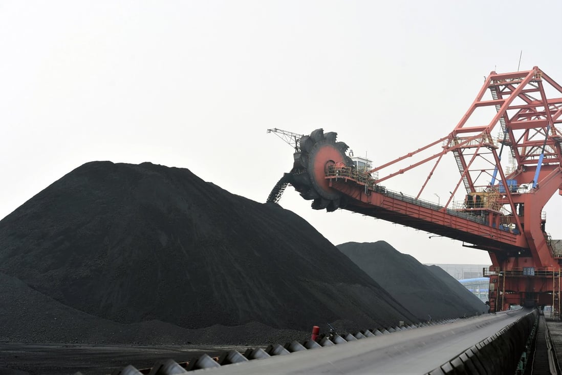 Coal being loaded at the Huanghua port in Cangzhou in north China's Hebei province on July 7, 2021. Photo: Xinhua.