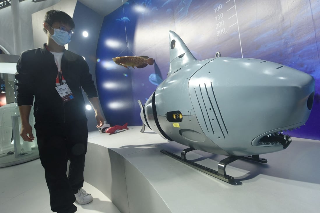 A robotic shark is seen at a cloud computing and artificial intelligence conference, in Hangzhou, in China’s eastern Zhejiang province on October 19. Photo: AFP