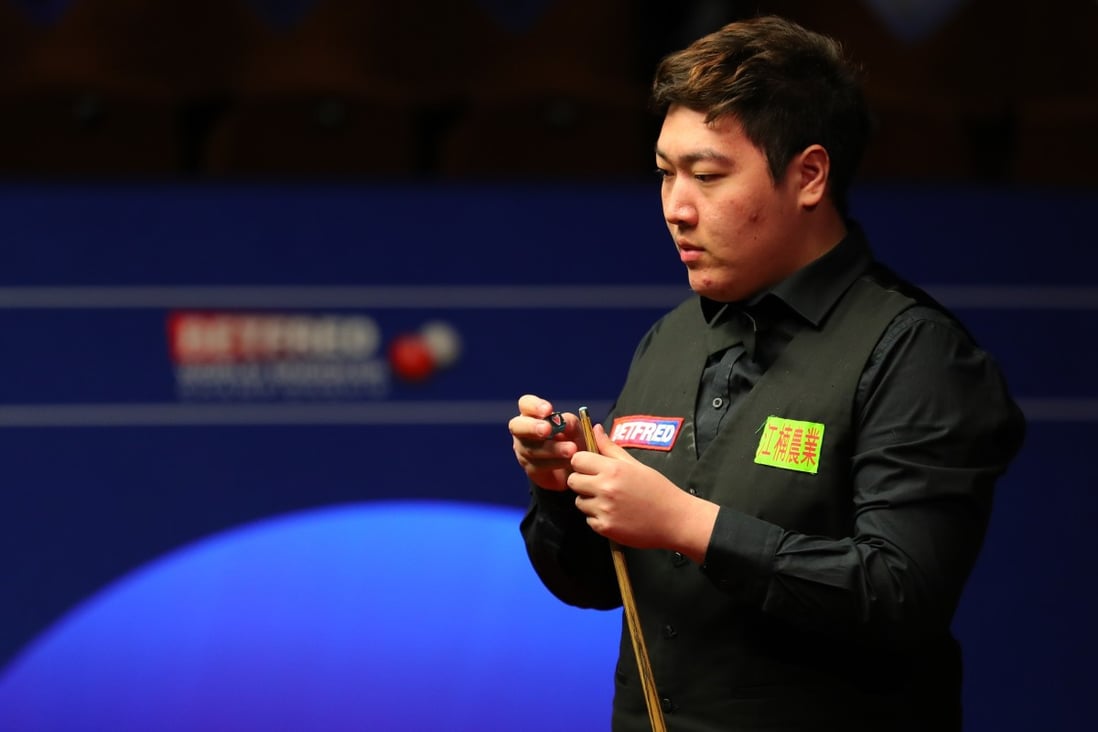 China's Yan Bingtao in action at the 2021 World Snooker Championship in Sheffield in April. Photo: Xinhua