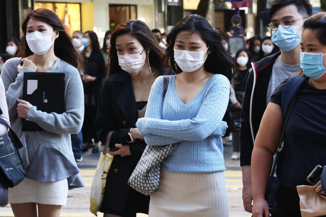 Hong Kong records lowest temperature of autumn 2021 so far as