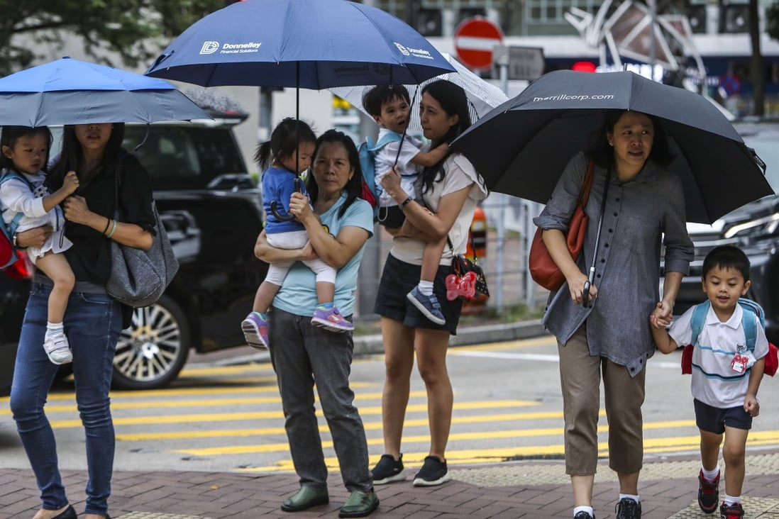 A new study has found that Hong Kong parents who employ domestic helpers are able to devote more time to child care. Photo: Winson Wong