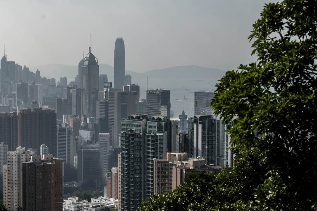 Official data on Hong Kong residential prices pointing to a fresh record in September is misleading, as it fails to factor in the sudden weakening in the sector. Photo: AFP