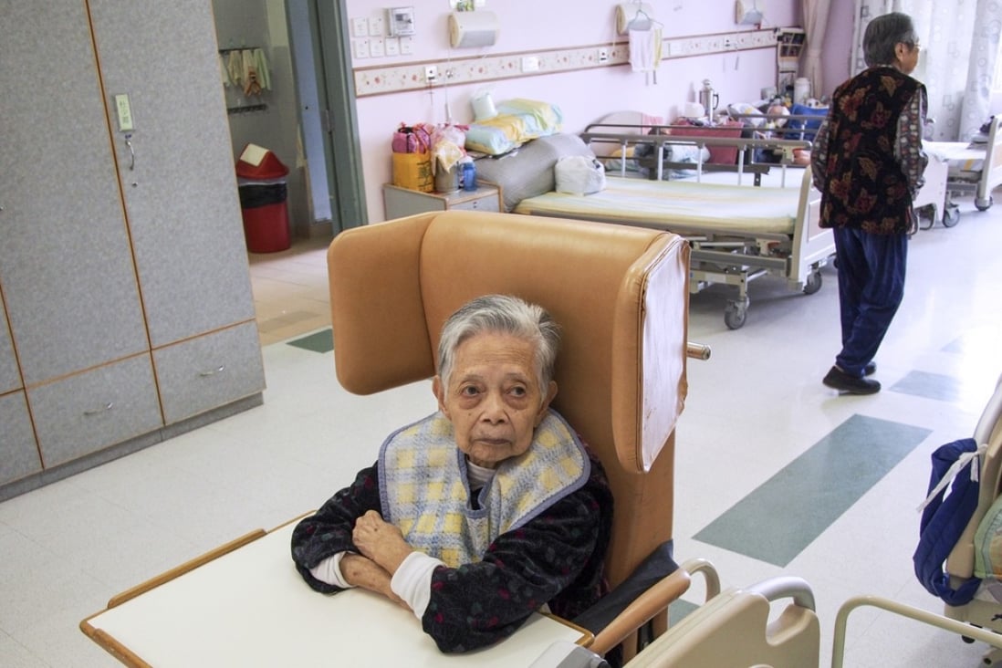 If the universal scheme is not put in place, the elderly will be subject to a means test that will shut out most elderly citizens who needs financial assistance . Photo: AFP