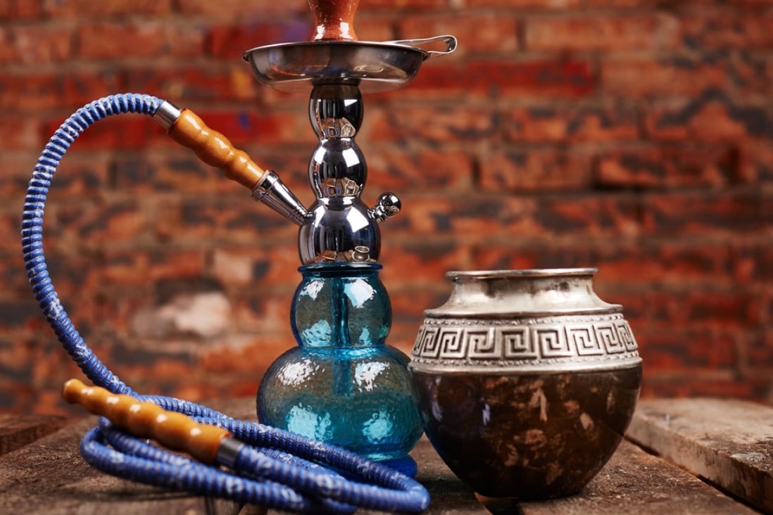 Tar in one hookah session as much as you get from smoking 25 cigarettes