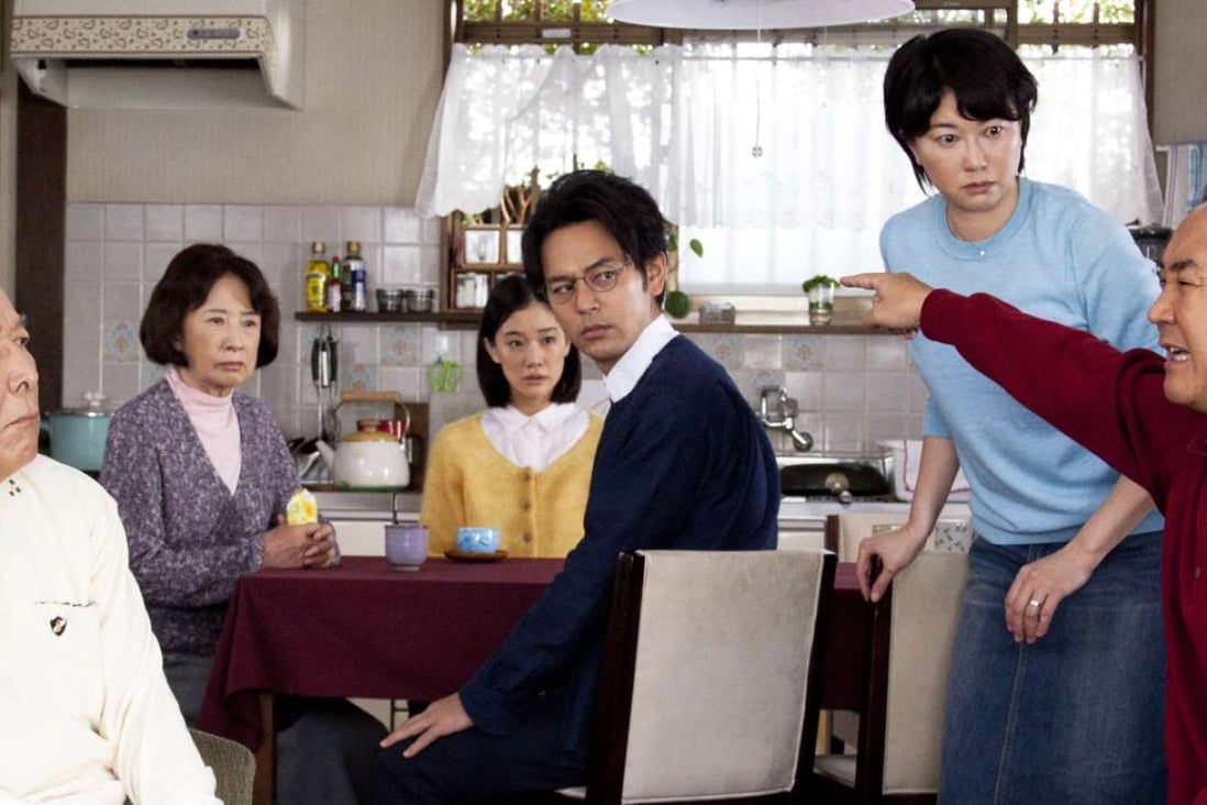 Isao Hashizume (left) and Kazuko Yoshiyuki (second from left) play a long-married couple looking at the prospect of a divorce in What a Wonderful Family! (category I: Japanese). Directed by Yoji Yamada, the film also stars Masahiko Nishimura.
