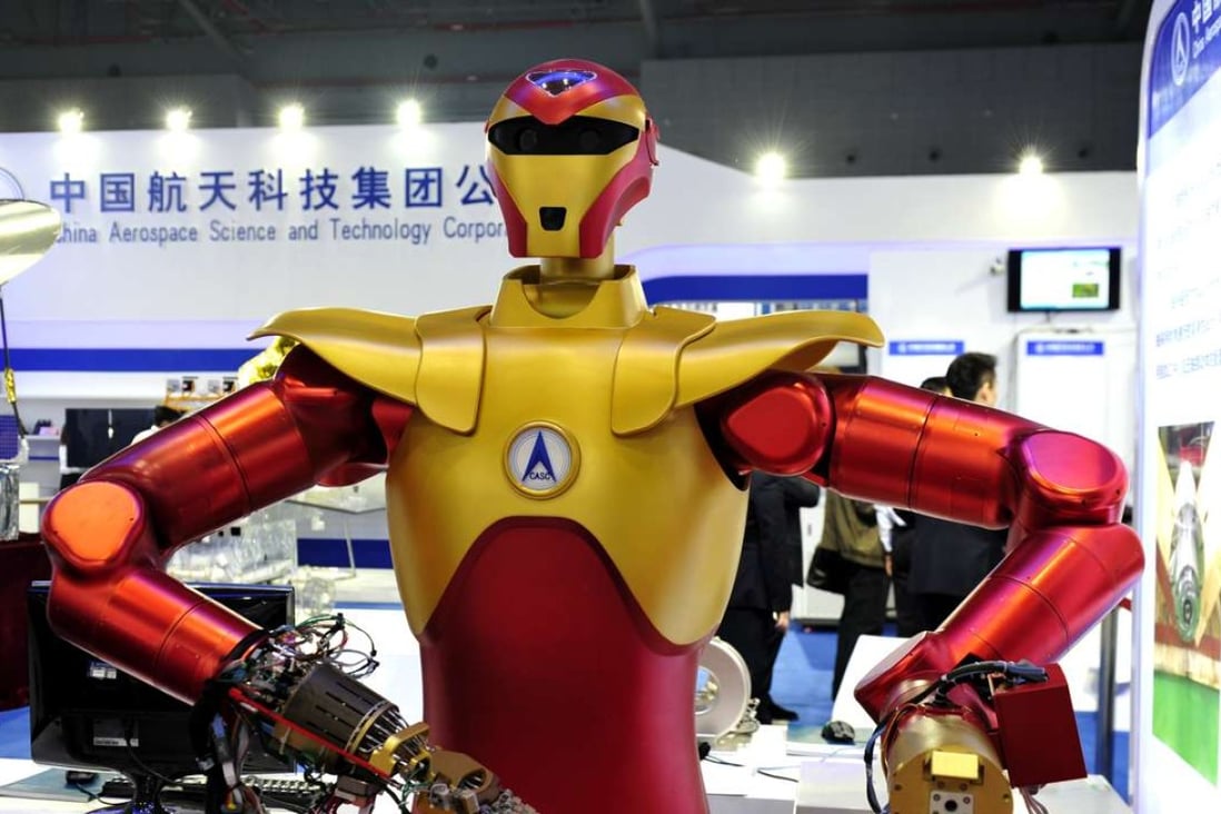 The robotic astronaut "Xiaotian" seen at the 17th China International Industry Fair in Shanghai in November 2015. Photo: Xinhua