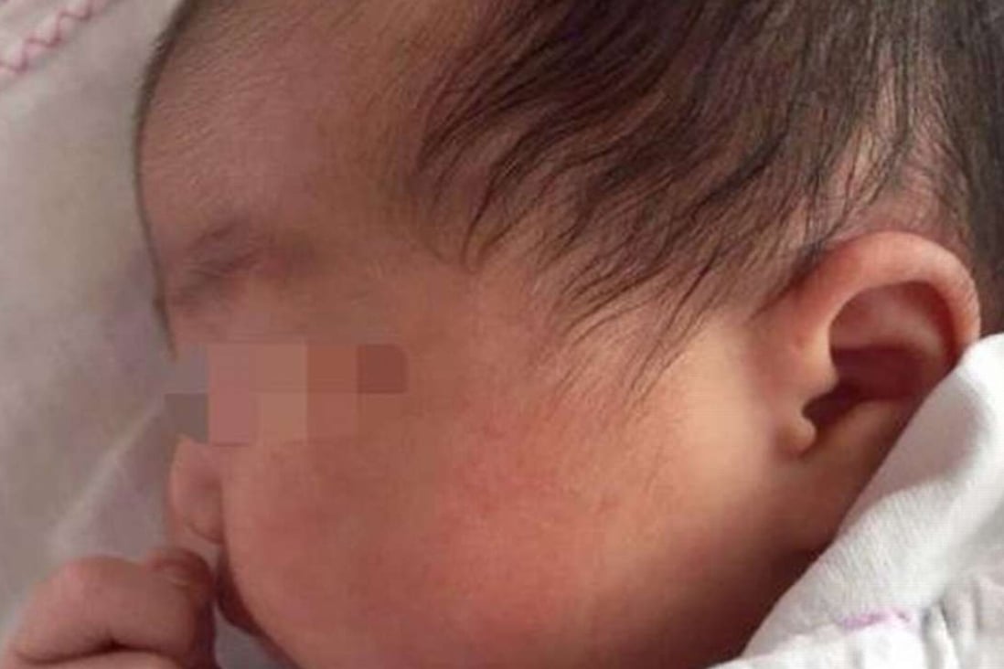 The baby born in Jiangsu province. Photo: Inews.qq.com