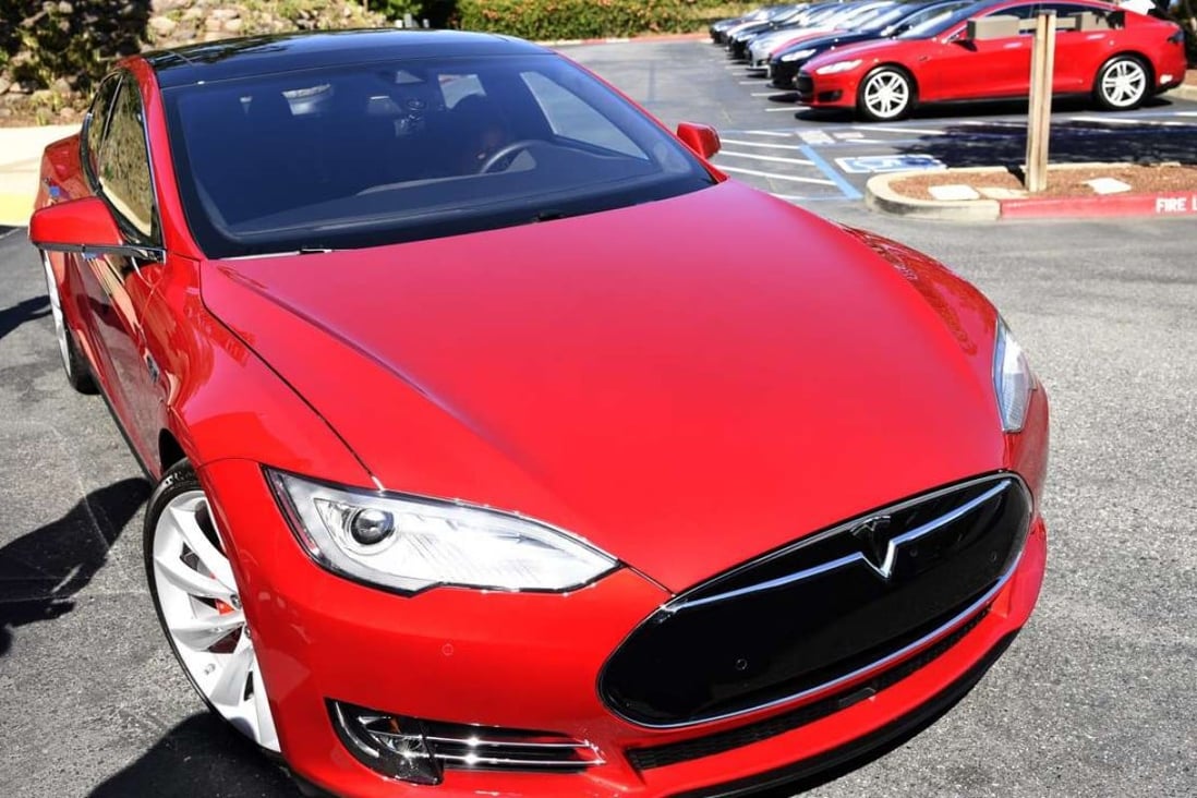 Tesla driver killed while using ‘autopilot’, in first fatal crash