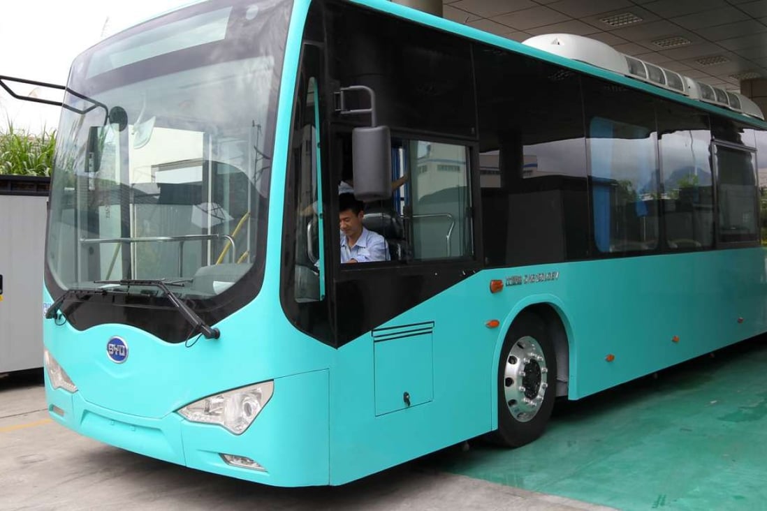 An electric bus manufactured by BYD. The company said a deal to provide similar buses to a Shenzhen bus operator has been cancelled. Photo: Edward Wong