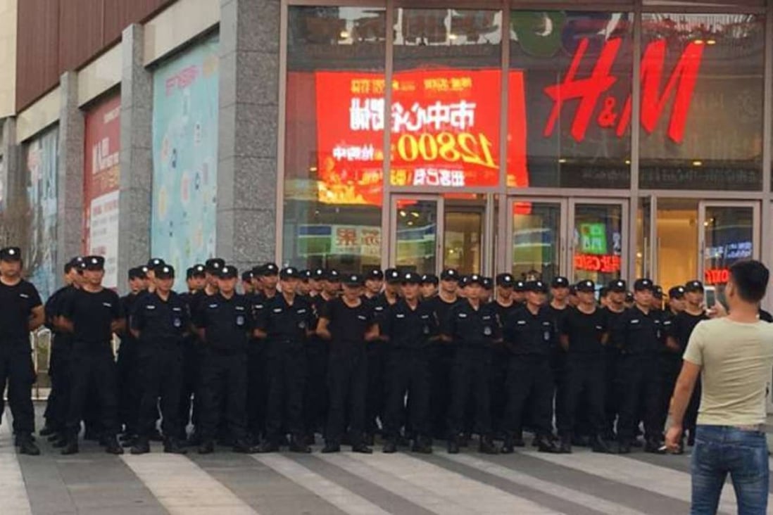 A photo posted on social media that purportedly shows police officers in Lianyungang, Jiangsu province. Photo: SCMP Pictures