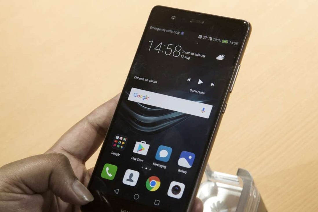 Huawei says it expects to partner with more than 50,000 independent retail outlets across India by the end of this year to support its domestic smartphone sales. Photo: Bloomberg