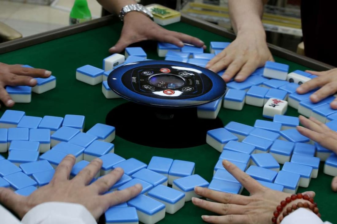 The scammers allegedly fitted microchips to the mahjong tiles. Photo: Nora Tam
