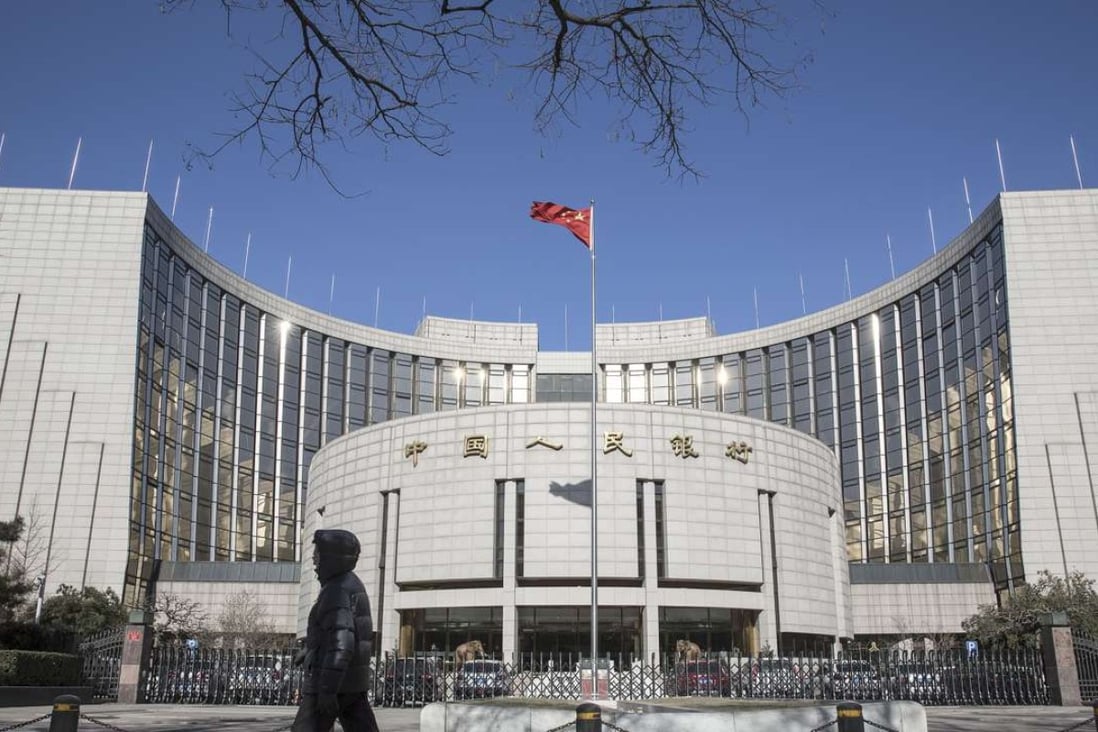 The People’s Bank of China has imposed a limit on the amount of yuan that Chinese citizens and companies can remit outside the country to stem the currency’s slump. Photo: Bloomberg