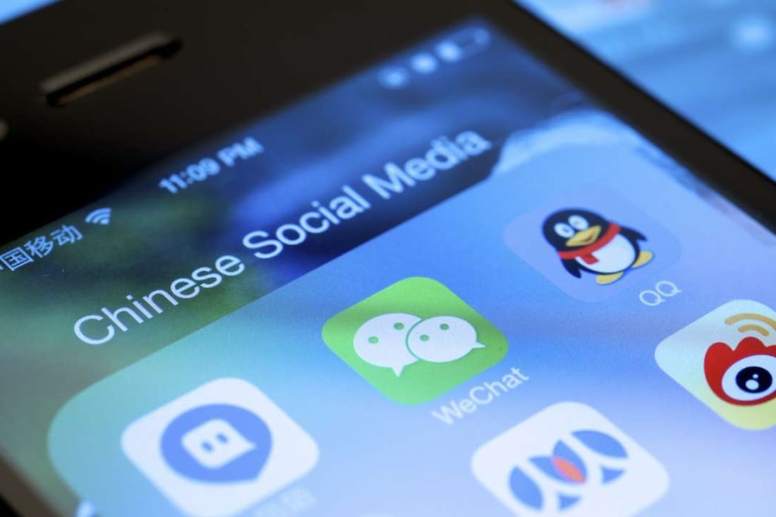 Chinese social media has long had systems in place to report and prevent the sharing of false information. Photo: Alamy