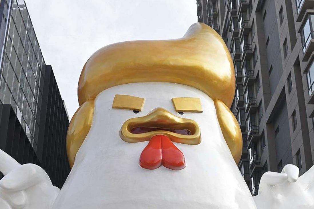 The Trump-inspired rooster has become an icon across China. Photo: Qq.com
