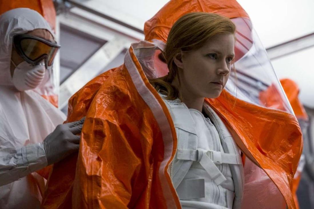 Amy Adams as linguist Louise Banks in the sci-fi drama Arrival (category: IIA, directed by Denis Villeneuve. Jeremy Renner co-stars. Photo: Jan Thijs