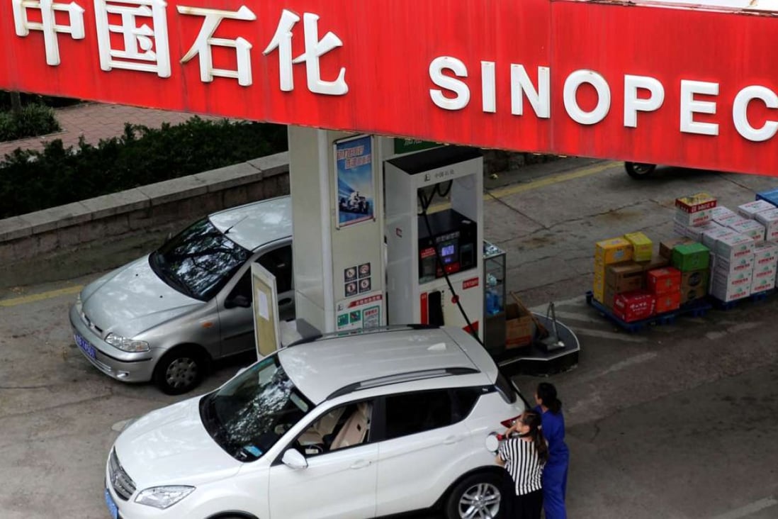 The three state-owned Chinese oil majors PetroChina, Sinopec and CNOOC slashed their domestic exploration and production spending by a further 10 to 16 per cent in 2016 as oil priced halved. Photo: Reuters