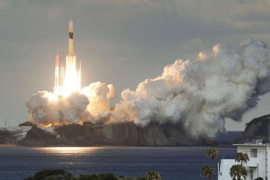 Japan’s H-2A rocket lifts off carrying Japan Defence Ministry's first communications satellite Kirameki-2 from the Tanegashim Space Centre. Photo: Kyodo