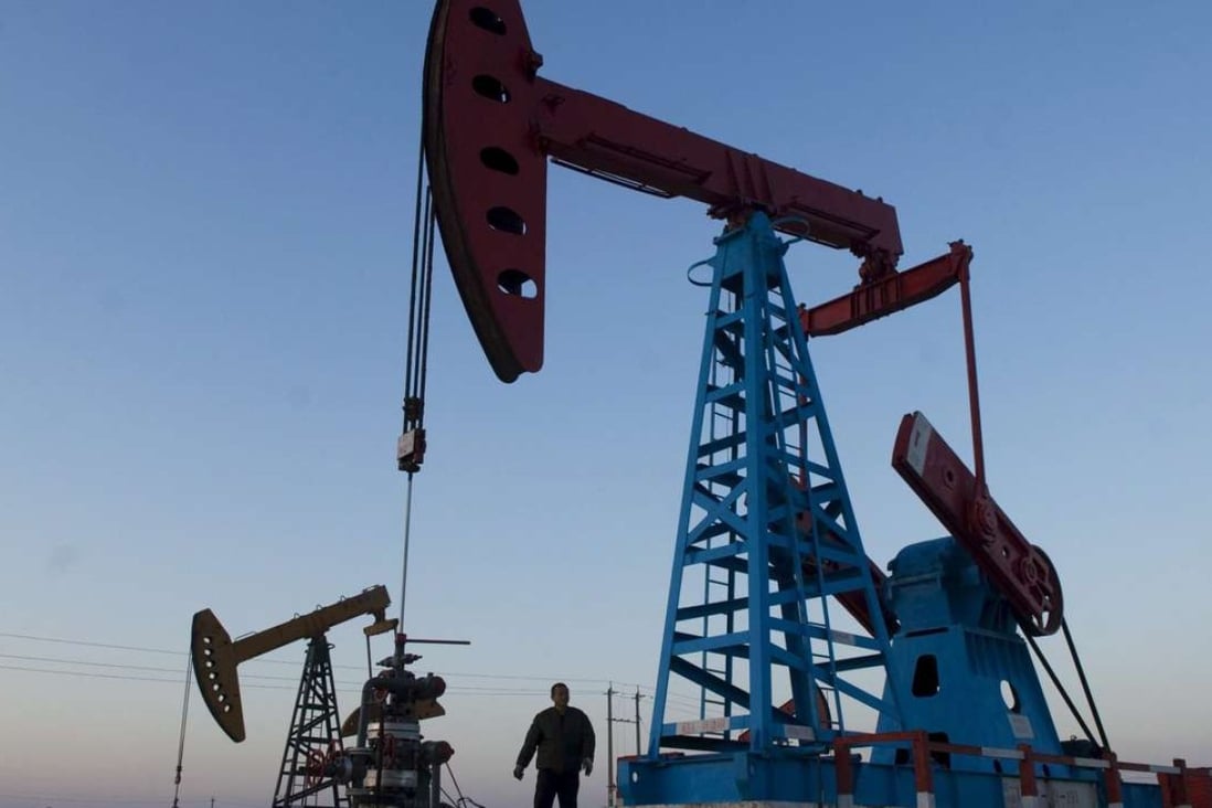 Sinopec Oilfield Service seems set to post a loss of 16 billion yuan for 2016. Photo: EPA